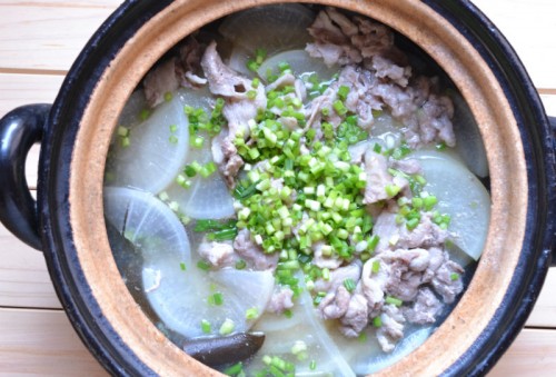 大根と豚肉の蒸し物